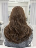 ヘーゼルベージュ　ブリーチなし　レイヤーカット　海外風