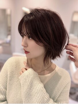 ウル(uru) 【ショートカット/坂本】20代30代◎前髪あり大人レイヤーボブ