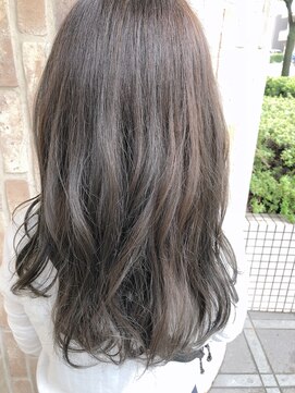 ティンク センター南 (Tink) アッシュブラウン