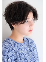 ラレイ(Lalei)&nbsp;【表参道駅/青山】グレージュ×ハンサムショート【ささき】