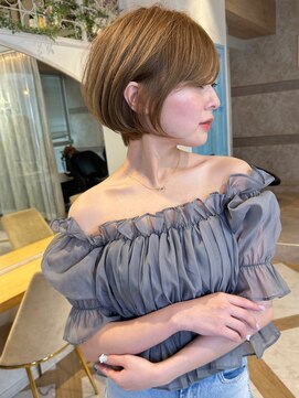 ロンド ストラーダ 心斎橋(Lond strada) ショート×ハイライト白髪ぼかし×マチルダボブ[心斎橋]