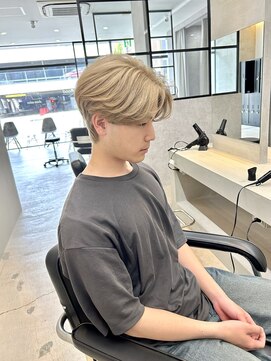 ムード タテマチ(mood tatemachi) メンズもホワイトベージュ◎