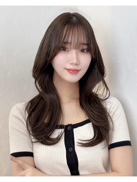 レイリー 原宿 表参道(Rayreee) 小顔似合わせシースルーバング/韓国風顔周りレイヤー/くびれ巻き