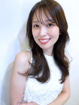 ケアシンサイバシ(CARE shinsaibashi) 韓国くびれロングレイヤー