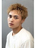 金髪ショート