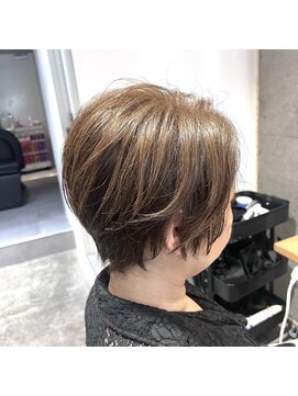 アルトル 池袋2nd(altru) 大人可愛い丸みショート