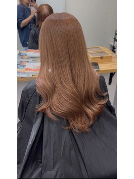 レイヤーカット×ヘーゼルベージュ