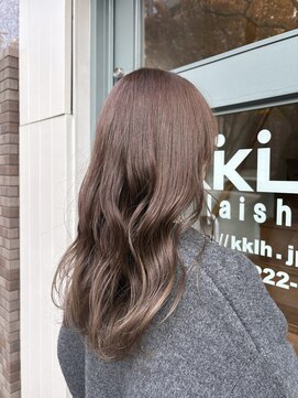 透明感グレージュ