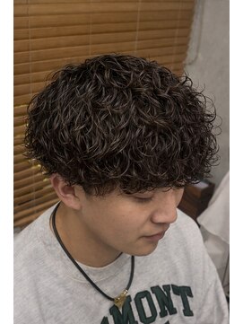 エッジ(EDGE) 大分メンズ刈り上げマッシュ波巻きスパイラルパーマスタイル