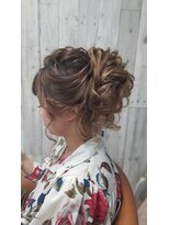 ラピスラズリ(Lapis Lazuli)&nbsp;アップスタイル　15 (熊本 下通り ヘアセット専門店)