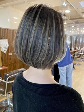 ブリッツ レボ(BLITZ-REVO) ボブ×ハイライトS【柏/柏駅】