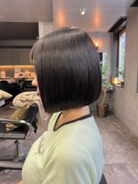 アイユー(ii+U)&nbsp;大人かわいい 小顔 ショート ボブ