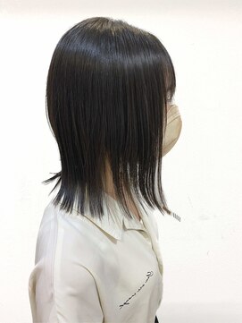 アッシュ 町田駅前通り店(Ash) 【Ash町田駅前通り店　清水重人】切りっぱなしボブ