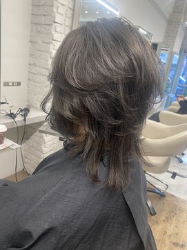 リーホリエ(Lee Horie) 【高木】ウルフスタイル×白髪ぼかし