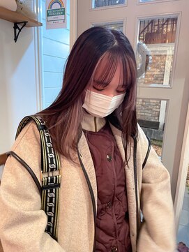 ユイル(Uil) 小顔前髪顔周りレイヤー×インナーカラー デザインカラー