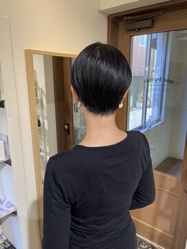 ワンバイワンクラッカ(one by one CLACCA) タイトベリーショート