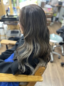 クラップヘアーコンフォートスペース(CLAPHAIR comfort space) 白髪ぼかし　メッシュオンカラー