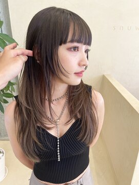 スニュウ(snuw) レイヤーカット/透明感カラー