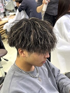 ゼスト 吉祥寺店(ZEST) men's パーマ ツイストスパイラル ハイライト 鈴木楓竜