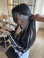 クラン バイ ナチュラル(clan by Natural)&nbsp;イヤリングカラー/シルバーカラー/ロングレイヤーカット