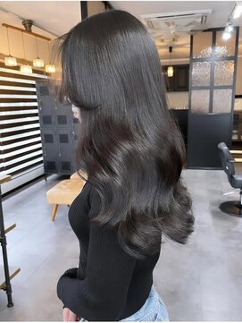 サルファ ヘアデザイン 名古屋 丸の内(S.ALPHA HAIR DESIGN) グレージュ切りっぱなしボブ前髪ありミニボブミルクティベージュ