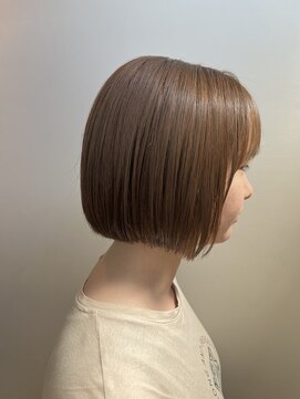 ピカイチ 上通店(pikA icHi) ワンカラーで叶えるベージュカラー×すっきりボブ