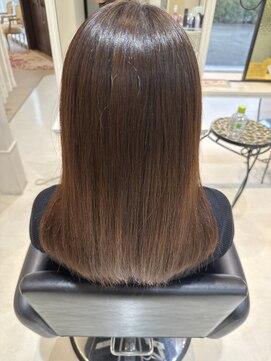 シザーズトリックス ノーブル(scissorstrix Noble) 酸性ストレート(縮毛矯正)