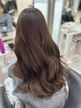 フォルテ ティアラ 横浜店(FORTE TIARA) 髪質改善トリートメント/ツヤ/学割U24/顔周りカット/横浜駅