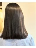 暗髪 ナチュラルストレート