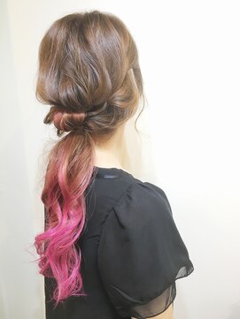 コンパス(COMPASS) ヴィヴィッドピンクグラデーション