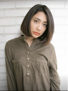 ルティア(Lutia) ワンカール小顔ボブ