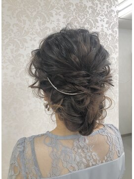 ビューティーサロン コマ(koma) パーティーヘアセット☆ダウンヘアアレンジ