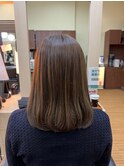 ベージュ×セミロング