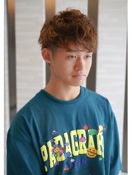 ムゥフ ヘアーアンドアイラッシュ(mouf hair&eyelash) ハイライト×ツーブロック