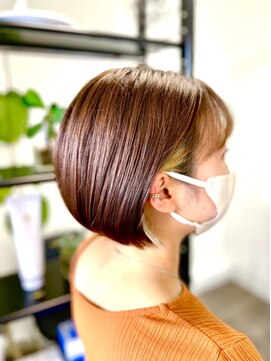 レル(LELU) 大人女性インナーカラーショート