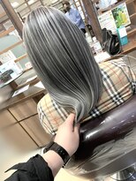 ヘアークリアー 獨協大学前店 バレイヤージュ×グレージュ