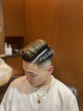 ヘアモード キクチ 銀座店 スキンフェード ハートパートスタイル