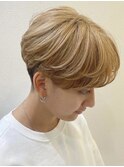 ダブルカラーショートボブインナーカラーハイライトケアブリーチ
