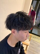 シフト(SHEEFT) メンズ ニュアンスパーママッシュツーブロック 黒髪暗髪