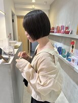 ヨーク(YOKE)&nbsp;YOKE 切りっぱなしボブミニボブオリーブグレージュブリーチなし