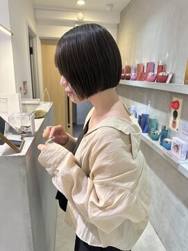 ヨーク(YOKE) YOKE 切りっぱなしボブミニボブオリーブグレージュブリーチなし