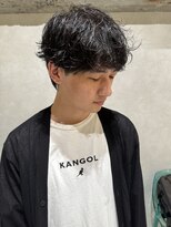 ゼスト リル 新宿(ZEST lill)&nbsp;塩澤太一 シャドウパーマ 癖毛風 無造作パーマ 新宿