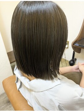 スーリール 赤坂店(Sourire) ハイライトカラー/ボブ/白髪ぼかし/20代/圓福