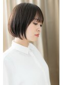 小顔補正カット前下がり黒髪丸みボブショートY戸頭30代40代