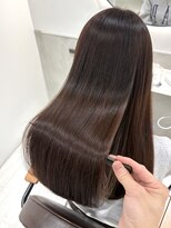 エンバイユアーズ 飯田橋店(eN° by youres)&nbsp;髪質改善ストレート ピンクブラウン 地毛風縮毛矯正 美髪ロング