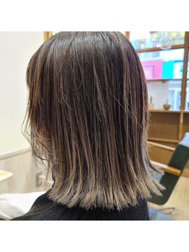 ヘアーズ ロッソ(hair's ROSSO) 外ハネミディ[30代40代50代]