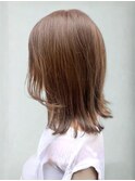 アッシュブラウン 顔周りカット ミディアムレイヤー 美髪 30代