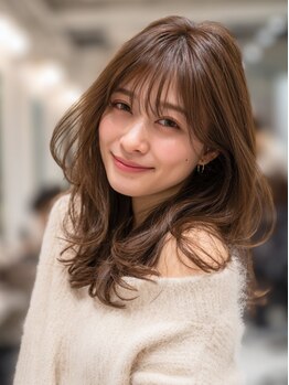 【なんば駅12番から徒歩10秒/コテ巻き1980円】お出かけ前やイベント前にプロが綺麗な巻き髪に仕上げます◎