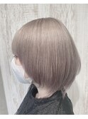 ホワイトベージュ