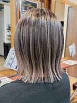 ブリッツ レボ(BLITZ-REVO)&nbsp;着物ヘア/ダークアッシュ/ミディアムレイヤーカット/柏駅